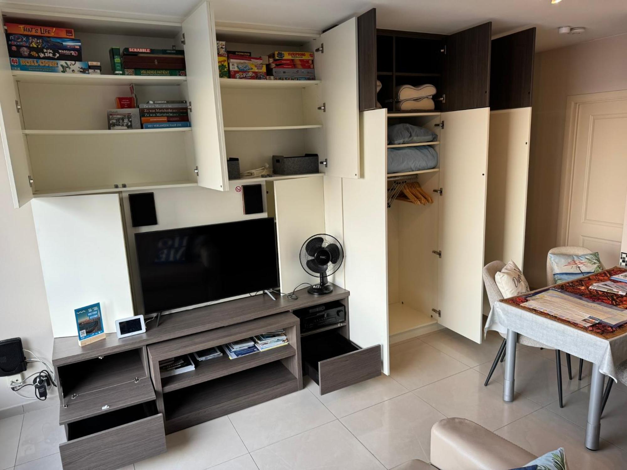 Apartment Splendid Seaview - Luxury 4 Persons At And Sea Ostende